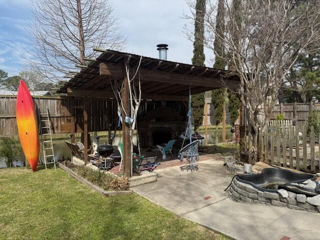 838 N Aylesbury Road Photo 8