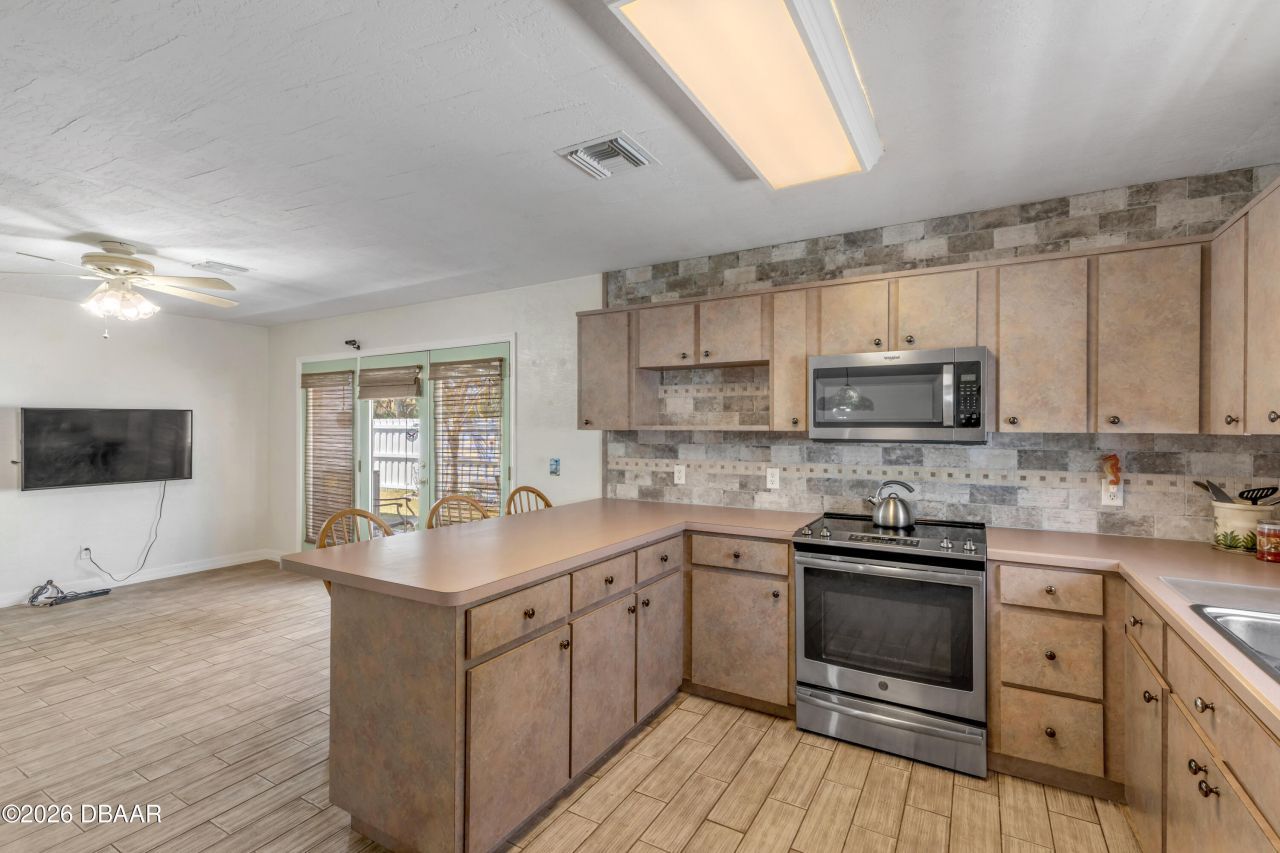 1416 Southard Avenue, New Smyrna Beach, FL 32169 Photo