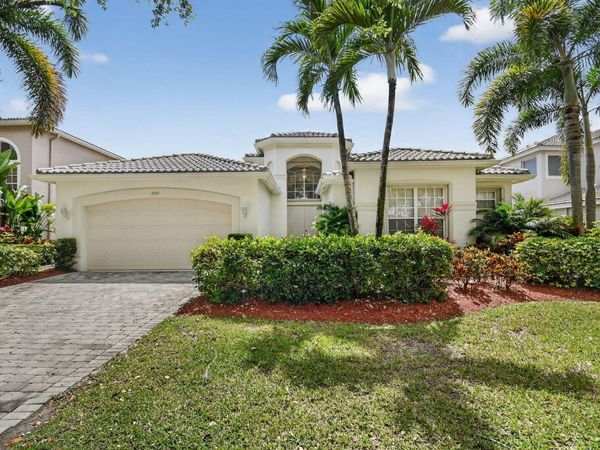 9775 Savona Winds Drive, Delray Beach, FL 33446