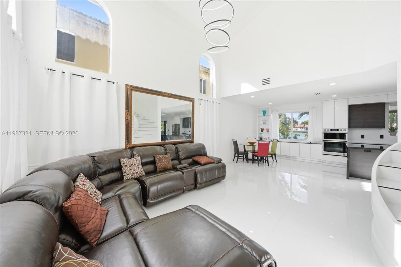 3955 NE 15th St , Homestead, FL 33033 Photo