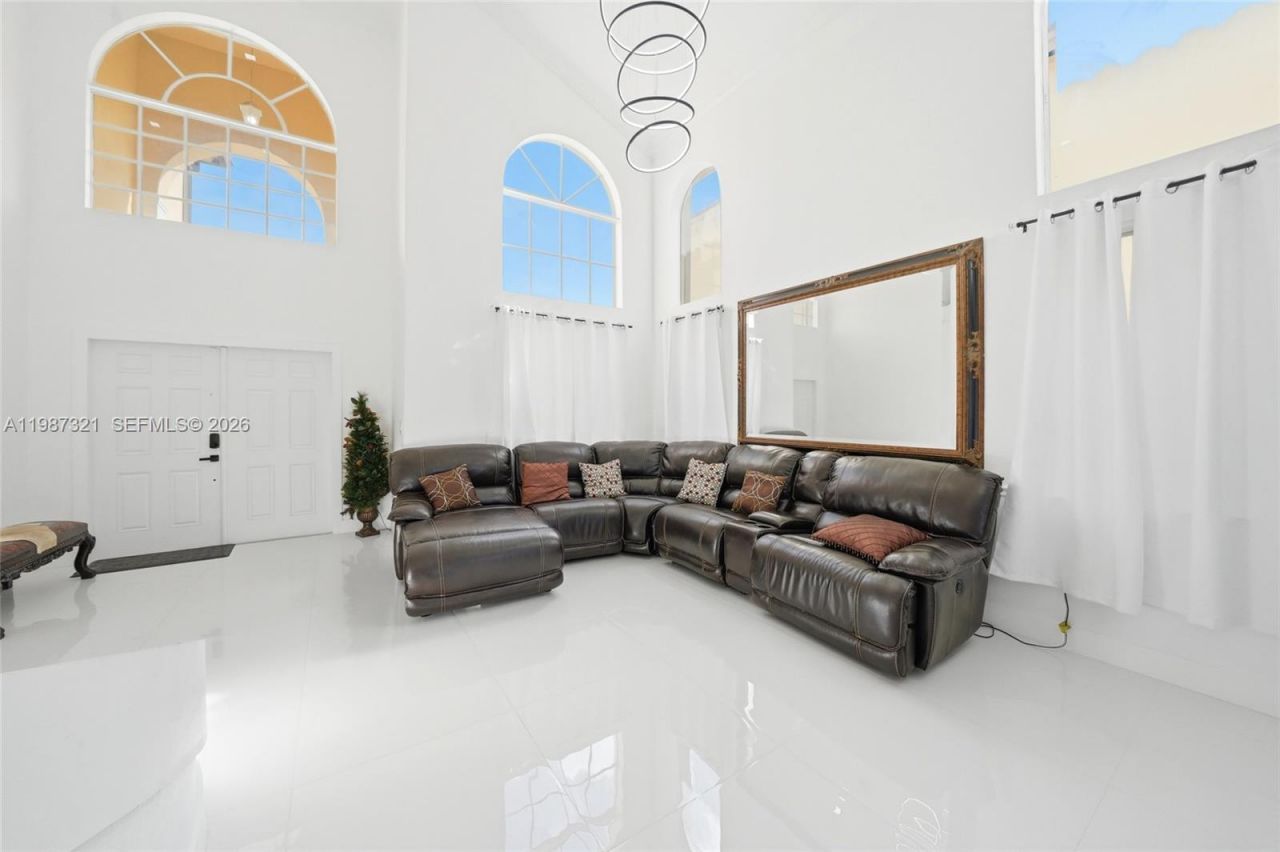 3955 NE 15th St , Homestead, FL 33033 Photo