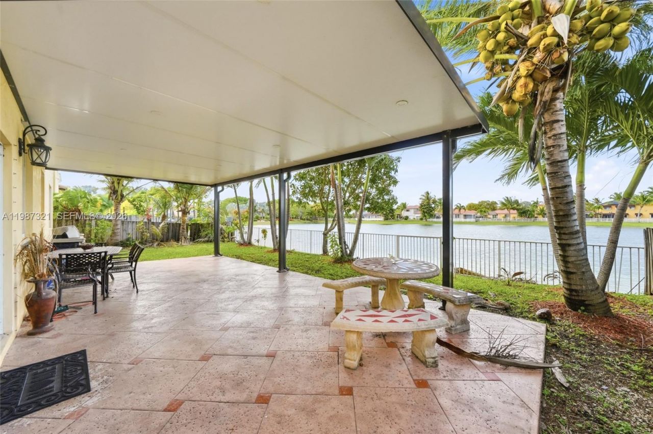 3955 NE 15th St , Homestead, FL 33033 Photo