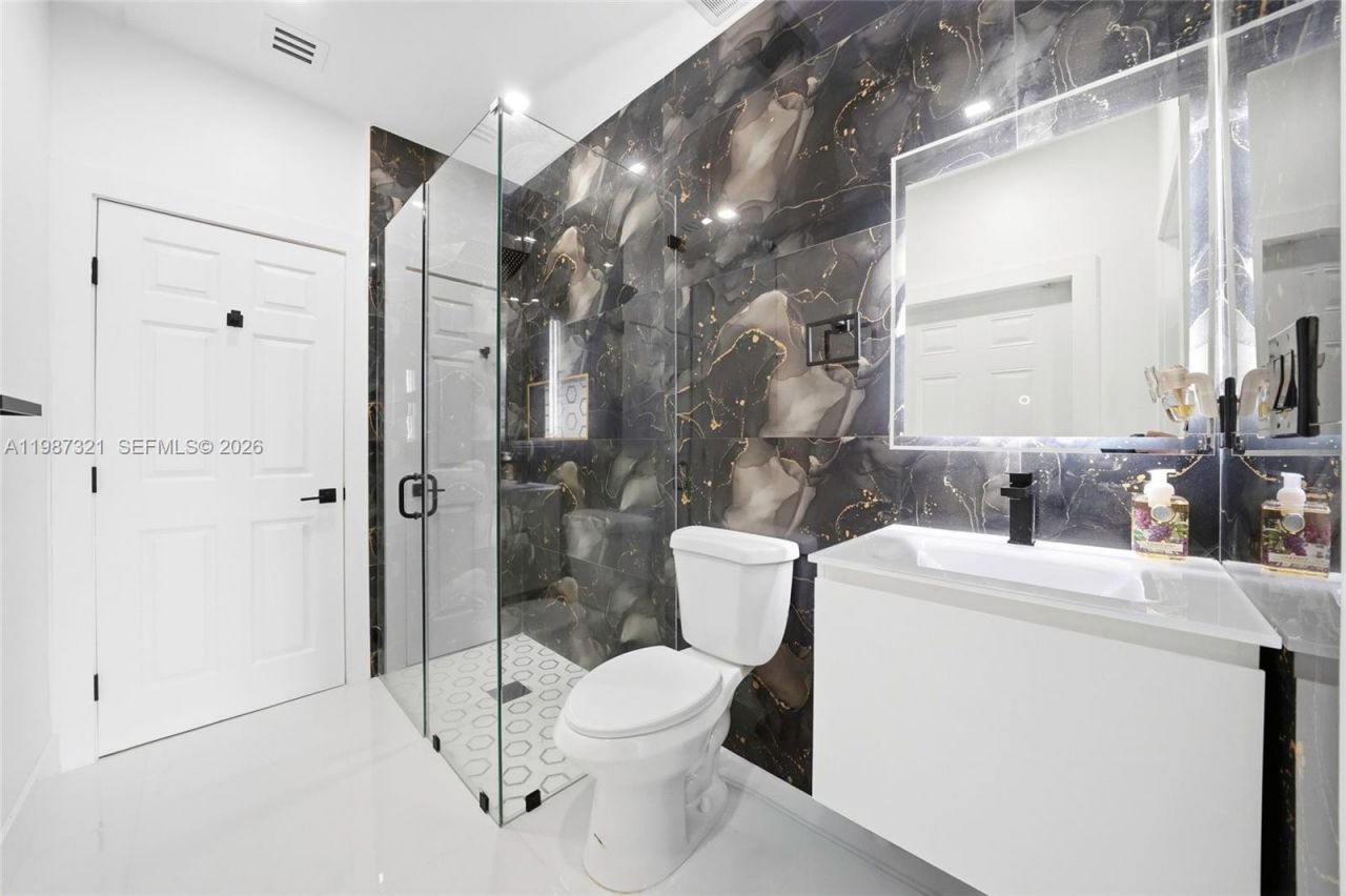 3955 NE 15th St , Homestead, FL 33033 Photo