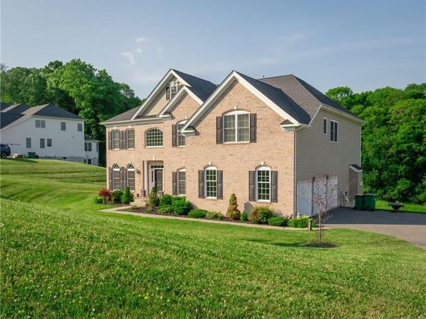 38 Melanie Lane , Hopewell Junction, NY 12533