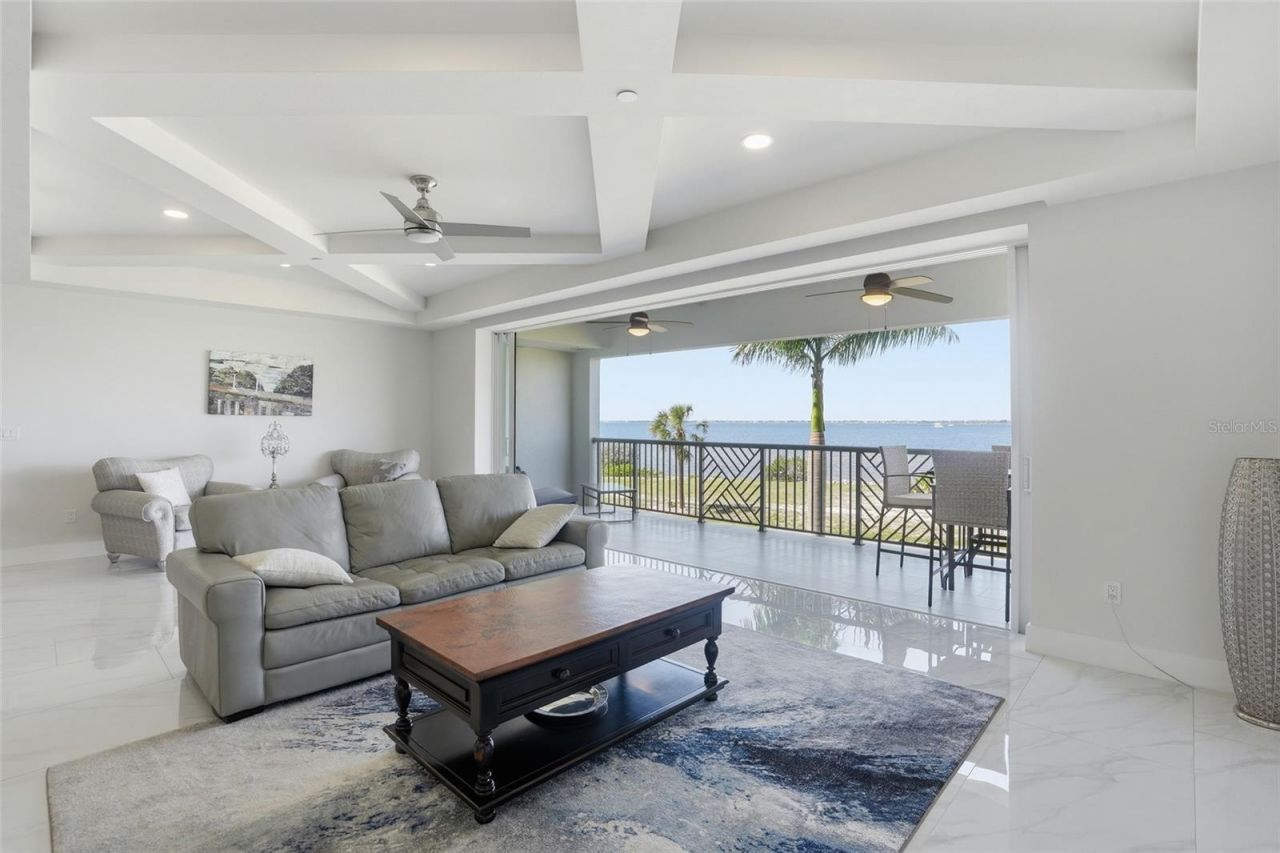 1425 Park Beach Circle, Unit 124, Punta Gorda, FL 33950 Photo