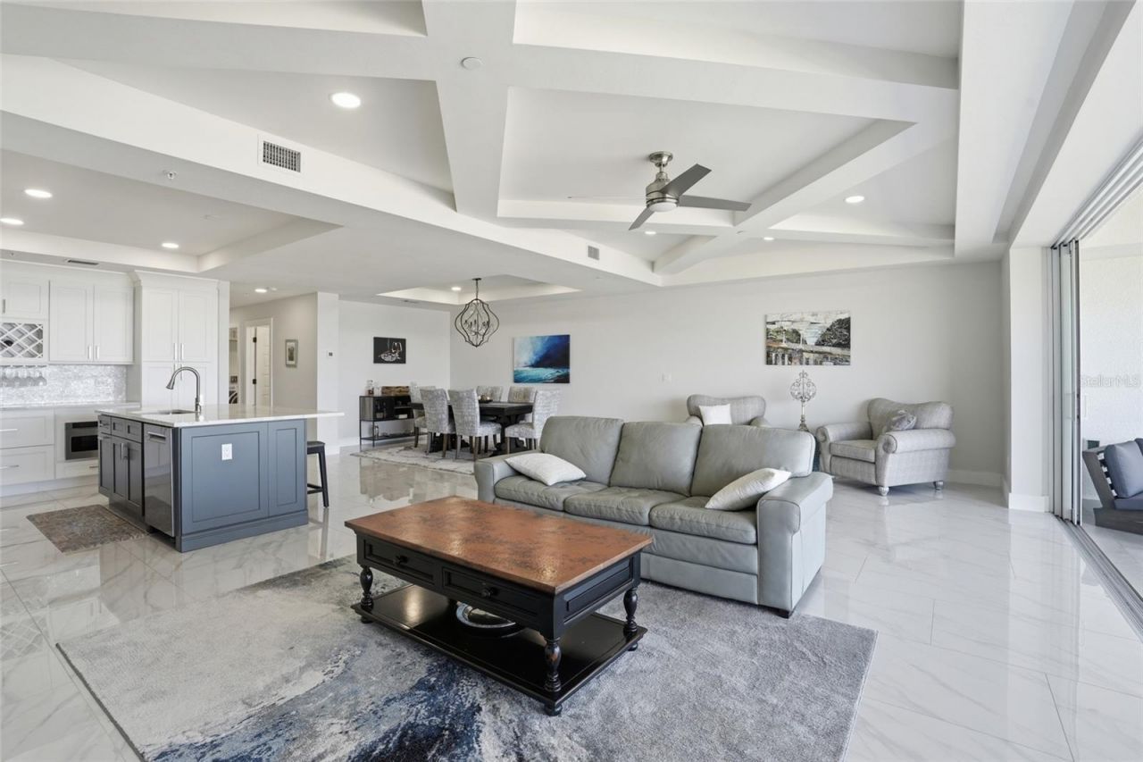 1425 Park Beach Circle, Unit 124, Punta Gorda, FL 33950 Photo