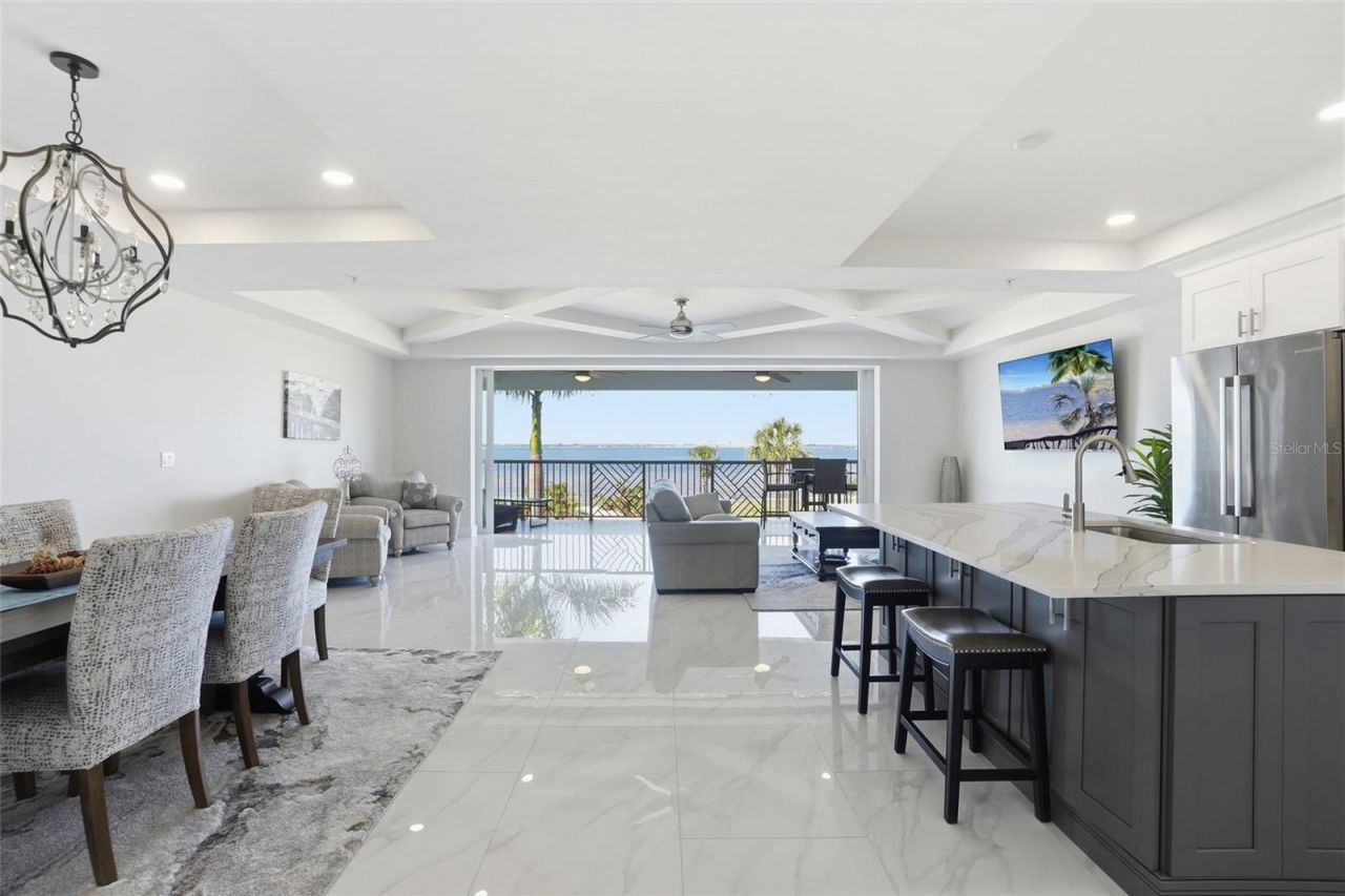 1425 Park Beach Circle, Unit 124, Punta Gorda, FL 33950 Photo