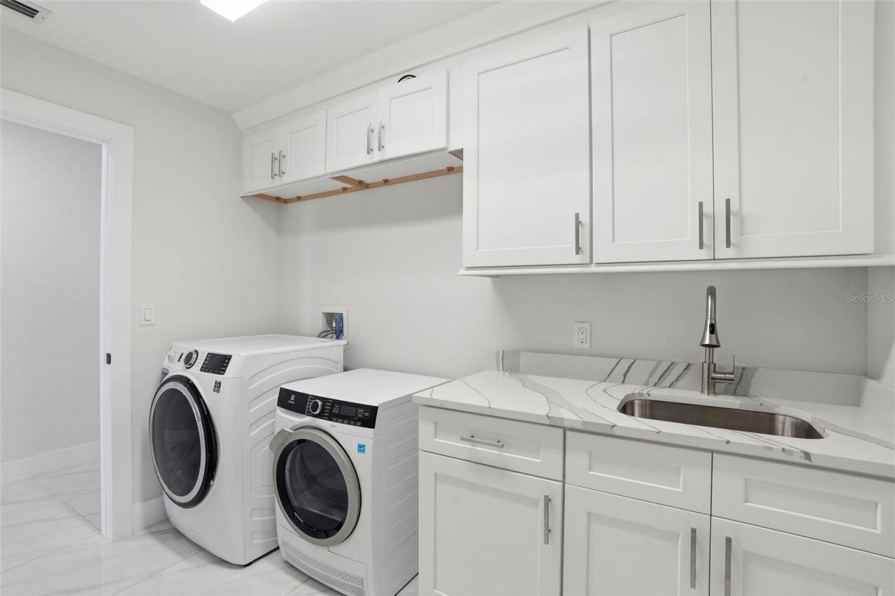 1425 Park Beach Circle, Unit 124, Punta Gorda, FL 33950 Photo