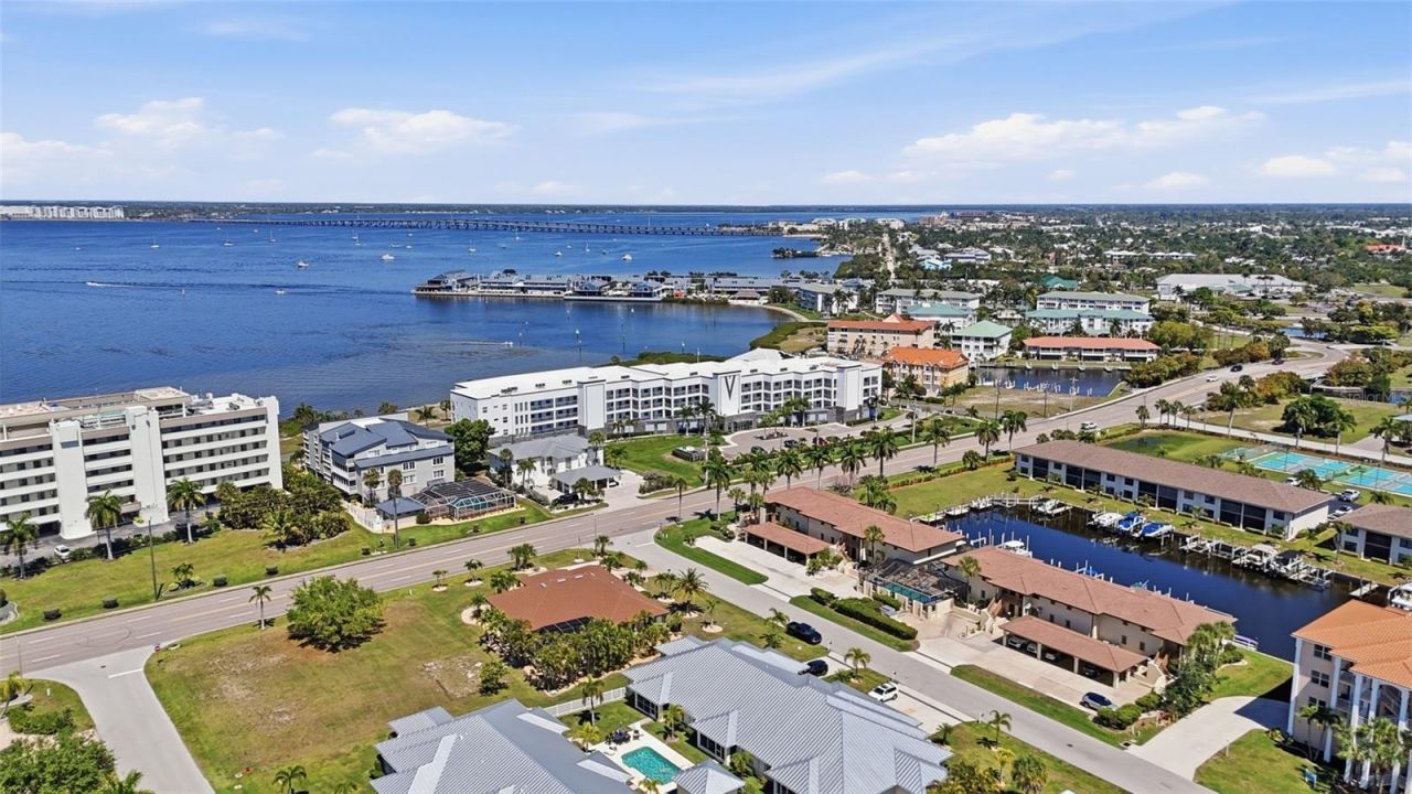 1425 Park Beach Circle, Unit 124, Punta Gorda, FL 33950 Photo