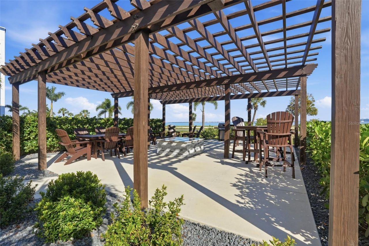 1425 Park Beach Circle, Unit 124, Punta Gorda, FL 33950 Photo