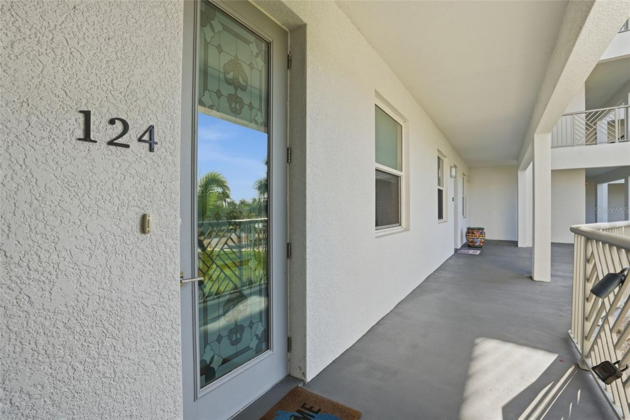 1425 Park Beach Circle, Unit 124, Punta Gorda, FL 33950 Photo