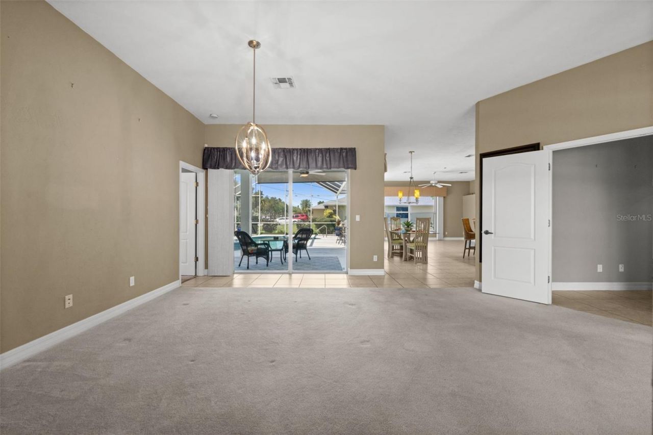 410 SE 20th Court, Cape Coral, FL 33990 Photo