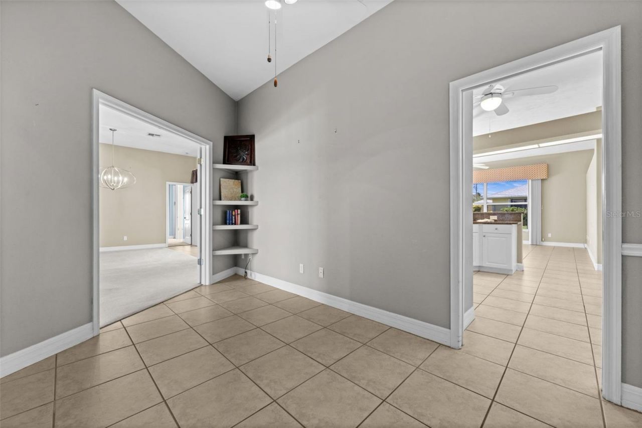 410 SE 20th Court, Cape Coral, FL 33990 Photo
