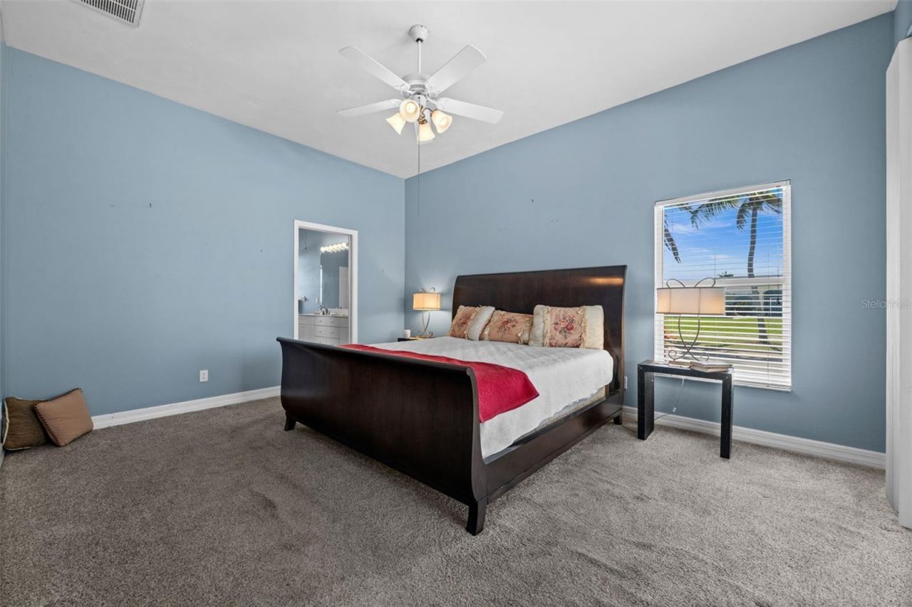 410 SE 20th Court, Cape Coral, FL 33990 Photo