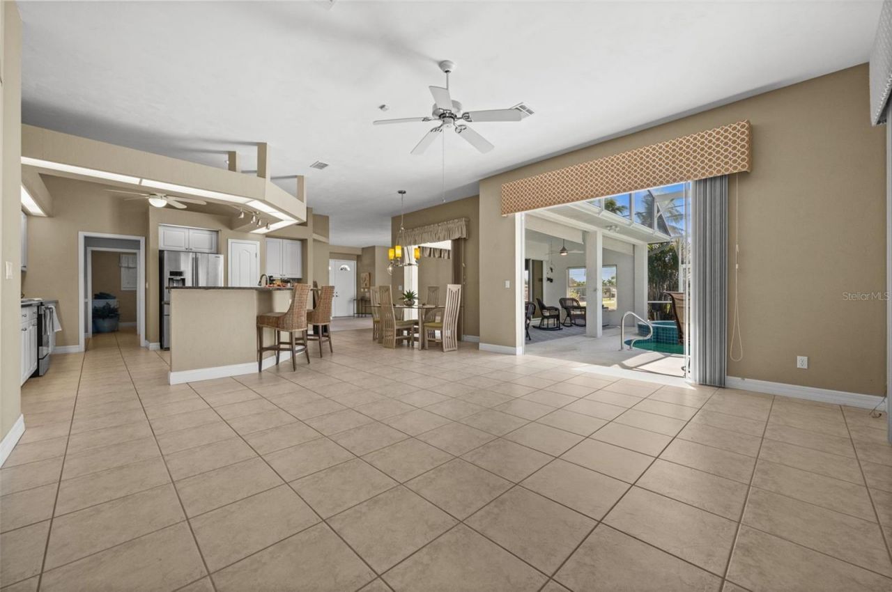 410 SE 20th Court, Cape Coral, FL 33990 Photo