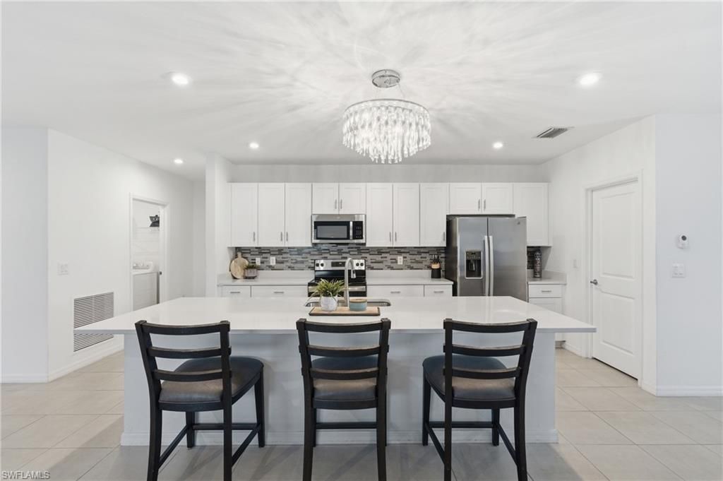 2714 SW 3rd Ln, Cape Coral, FL 33991 Photo