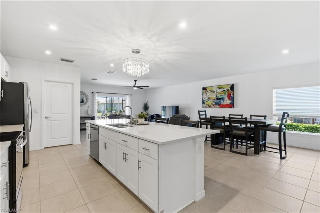 2714 SW 3rd Ln, Cape Coral, FL 33991 Photo