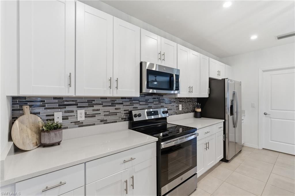 2714 SW 3rd Ln, Cape Coral, FL 33991 Photo