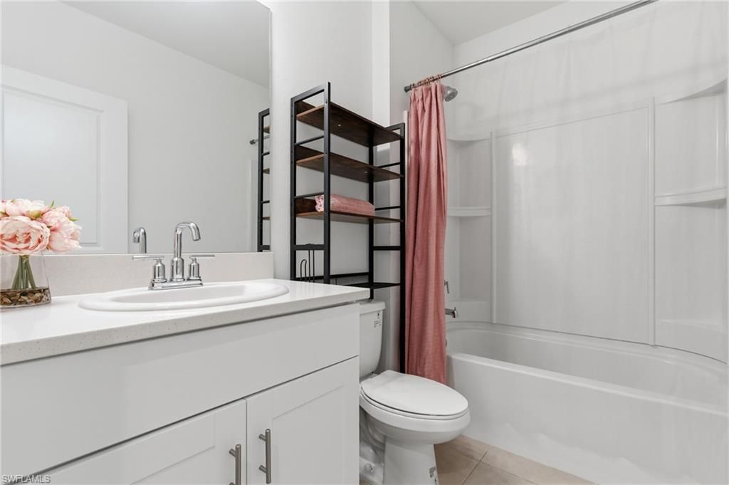 2714 SW 3rd Ln, Cape Coral, FL 33991 Photo