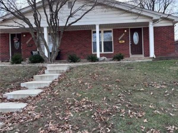 10166 Buffton Drive, St Louis, MO 63123