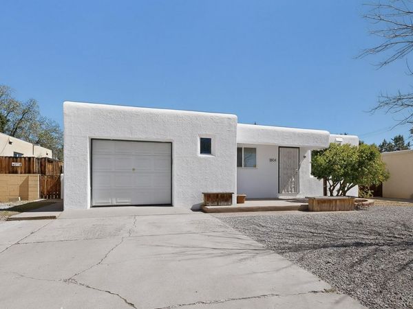 1804 Illinois Street NE, Albuquerque, NM 87110