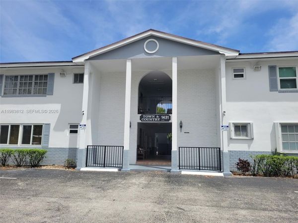 1431 S 14th Ave, Unit 114, Hollywood, FL 33020