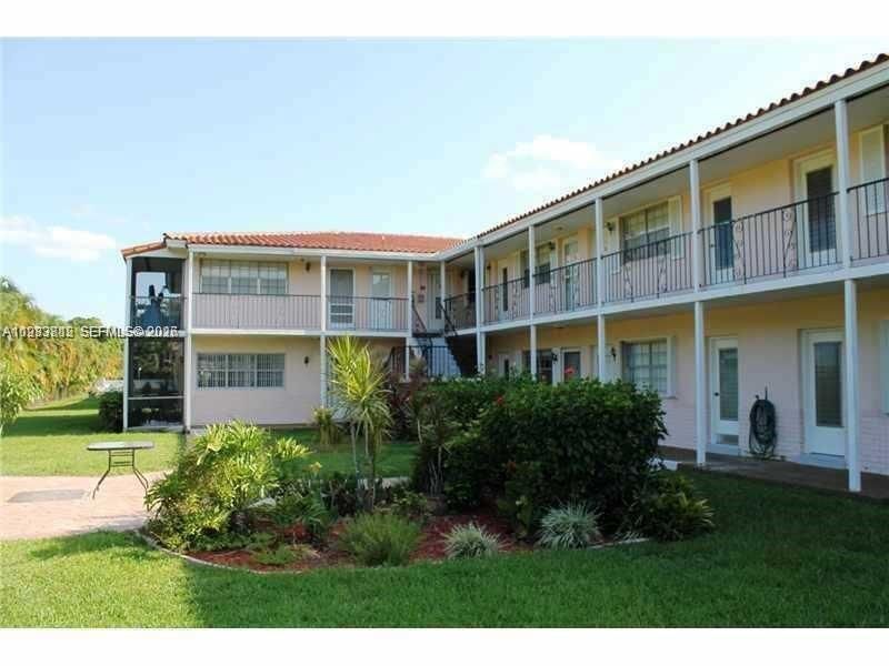 1431 S 14th Ave, Unit 114, Hollywood, FL 33020 Photo