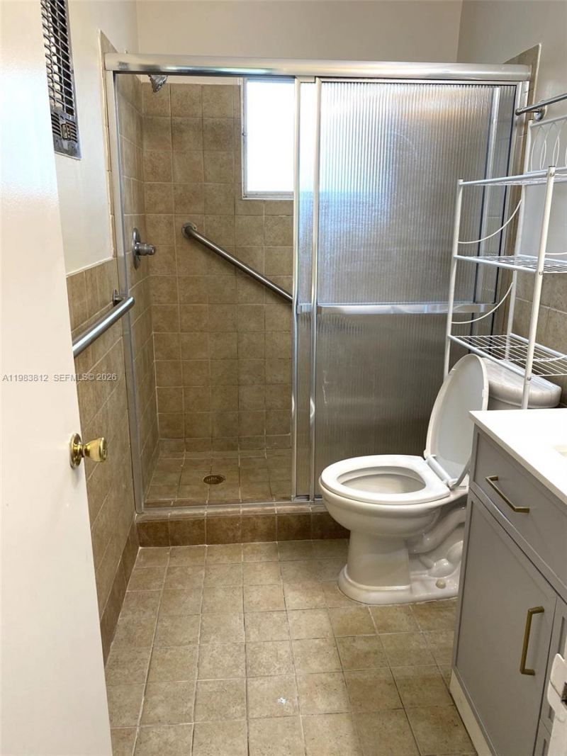 1431 S 14th Ave , Unit 114, Hollywood, FL 33020 Photo