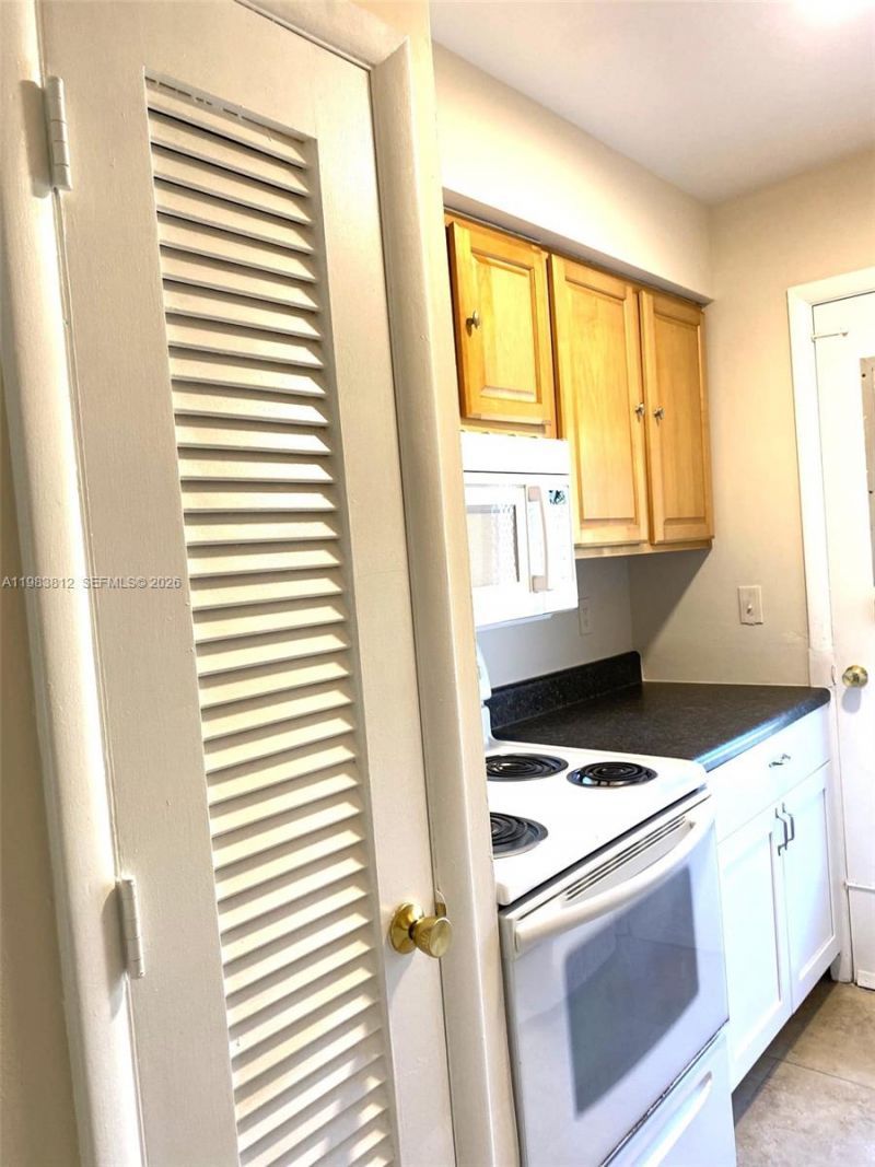 1431 S 14th Ave , Unit 114, Hollywood, FL 33020 Photo