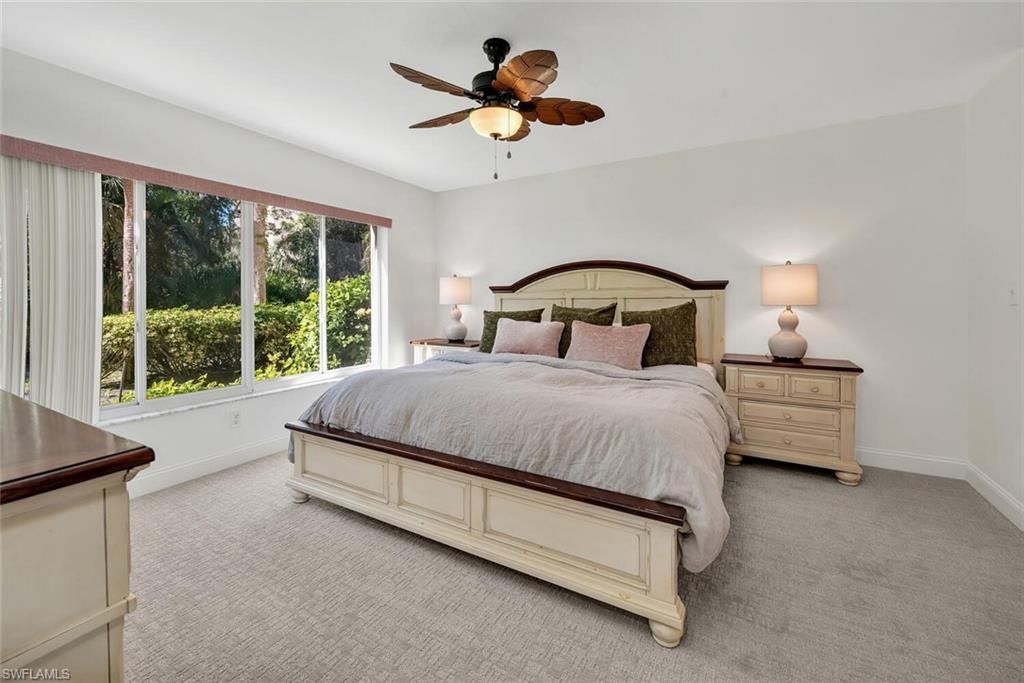 15161 Cedarwood Ln, Unit 1105, Naples, FL 34110 Photo