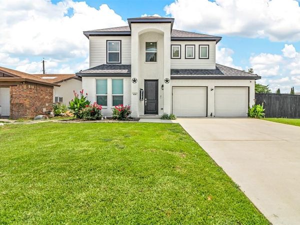610 Parker Circle, Garland, TX 75040