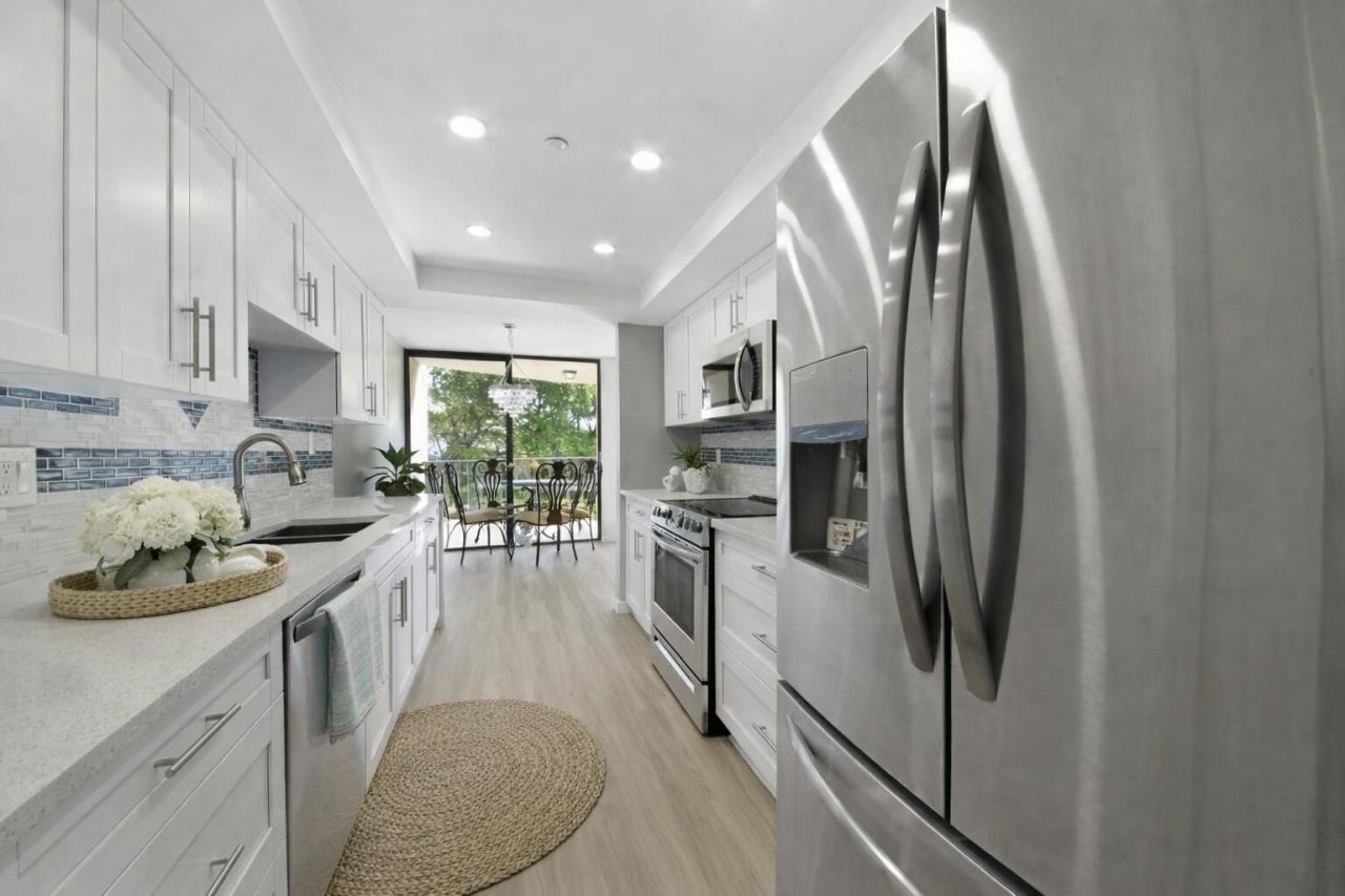 859 Jeffery Street, Unit 311, Boca Raton, FL 33487 Photo