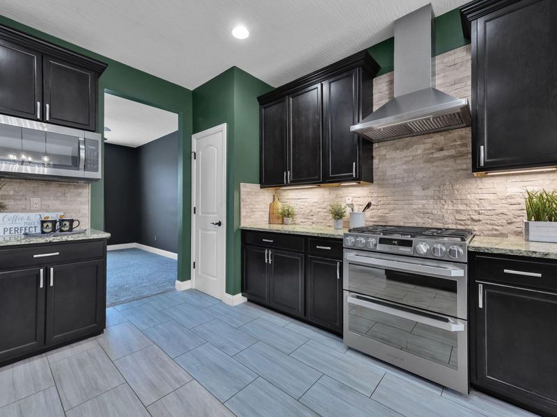 1669 Forest View Drive, Pataskala, OH 43062 Photo 11