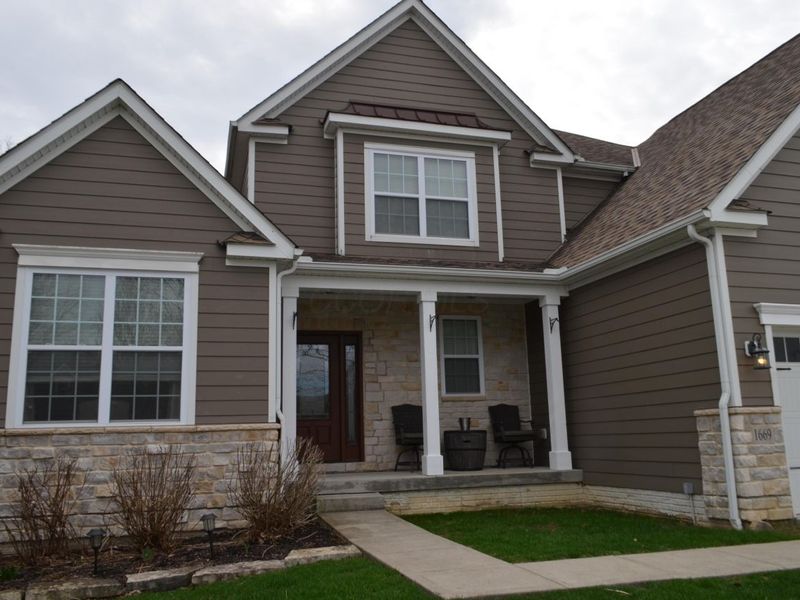 1669 Forest View Drive, Pataskala, OH 43062 Photo 2