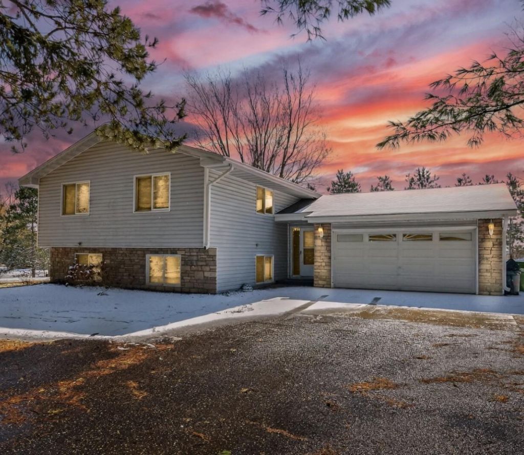 508 195th Lane Nw, Cedar, MN 55011 Main Photo