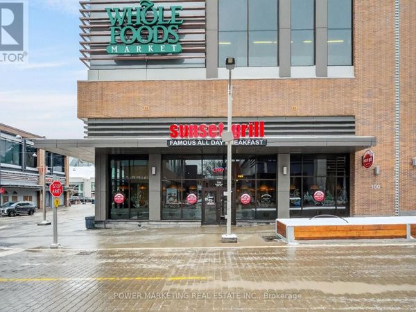 100 MARCHE Way, Ottawa, ON K1S5J3