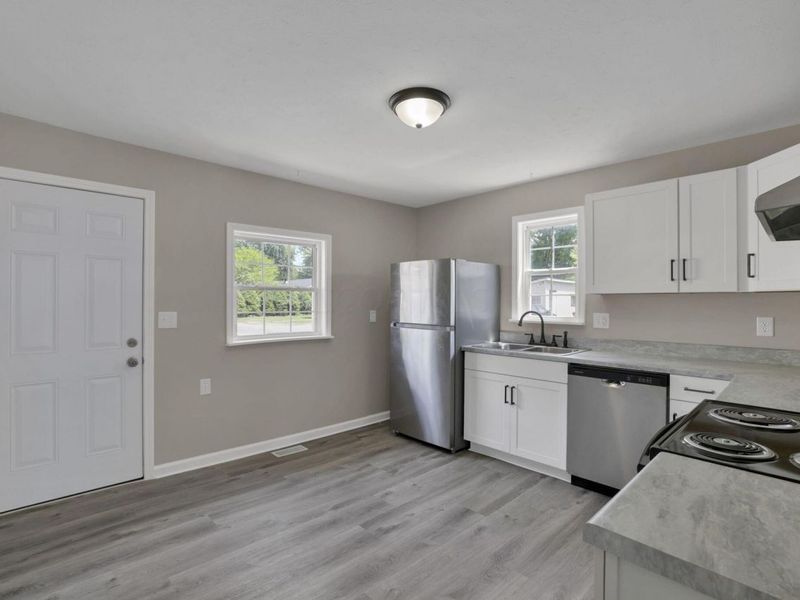 11025 Hebron Road , Buckeye Lake, OH 43008 Photo 12