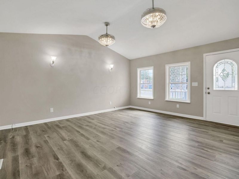 11025 Hebron Road , Buckeye Lake, OH 43008 Photo 4