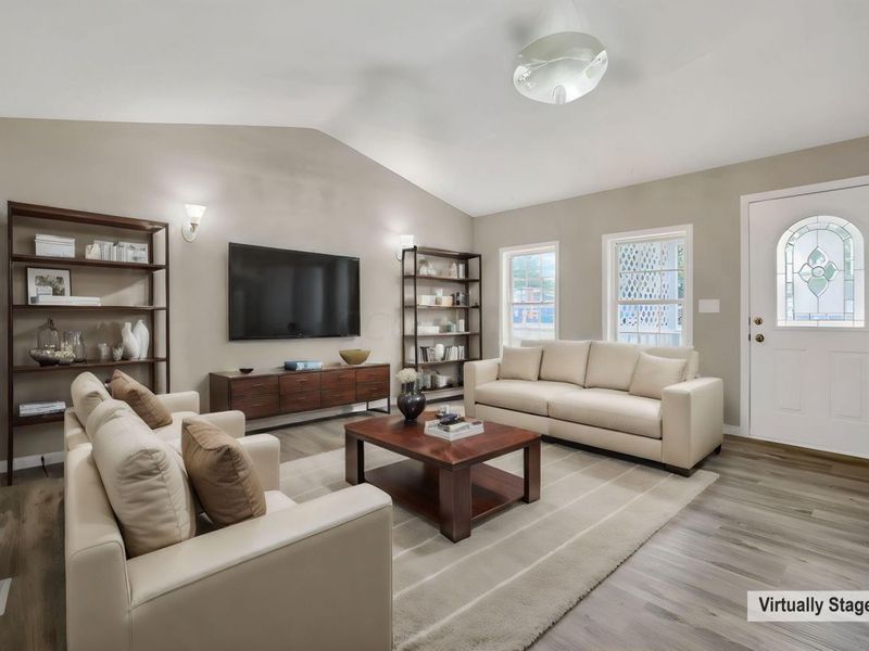 11025 Hebron Road , Buckeye Lake, OH 43008 Photo 5