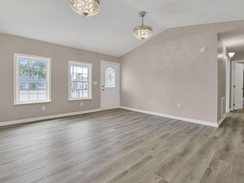 11025 Hebron Road , Buckeye Lake, OH 43008 Photo 9