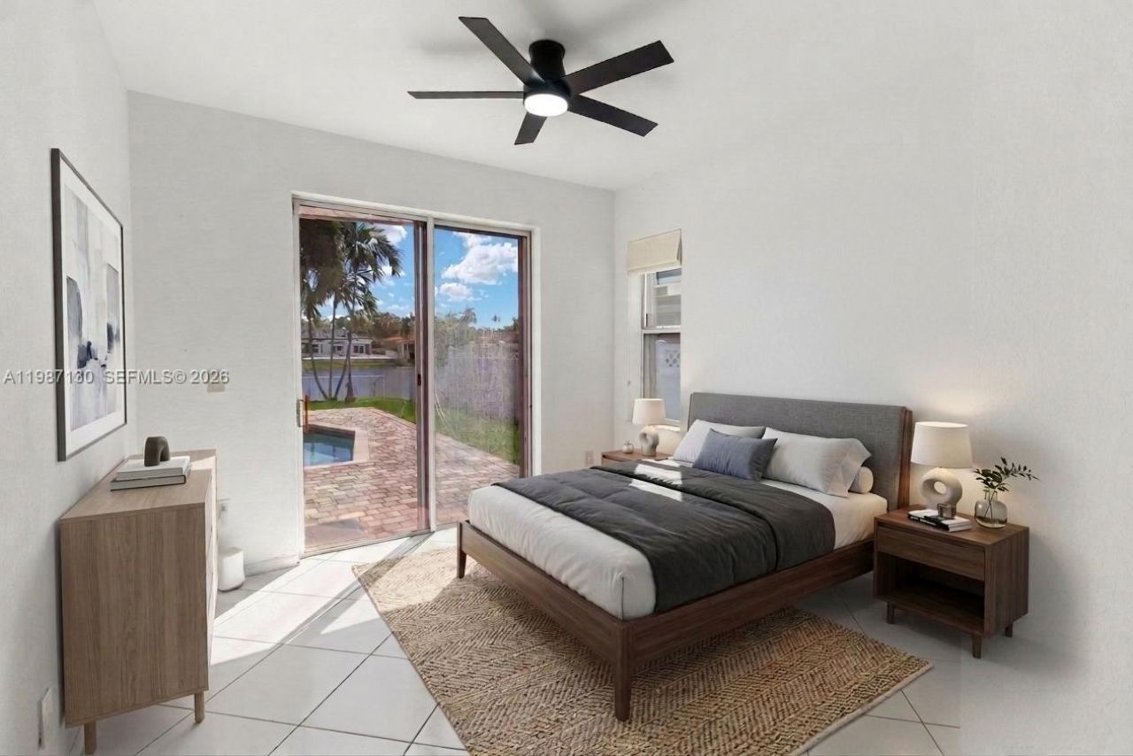 2327 NW 187th Ave , Pembroke Pines, FL 33029 Photo