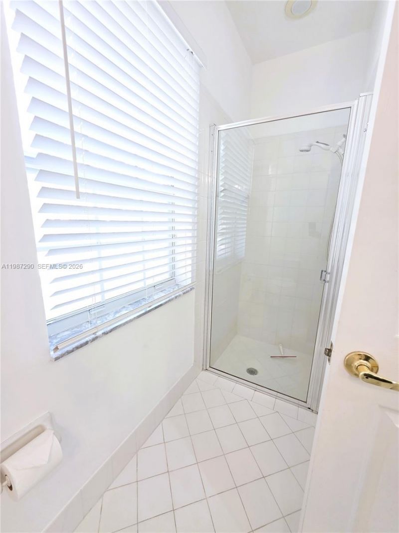 16404 Diamond Head Dr, Weston, FL 33331 Photo