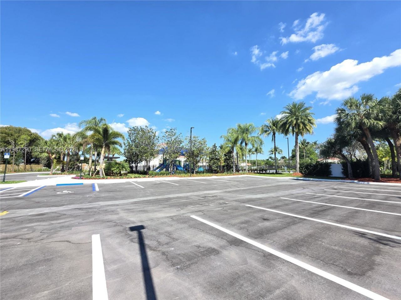 16404 Diamond Head Dr, Weston, FL 33331 Photo