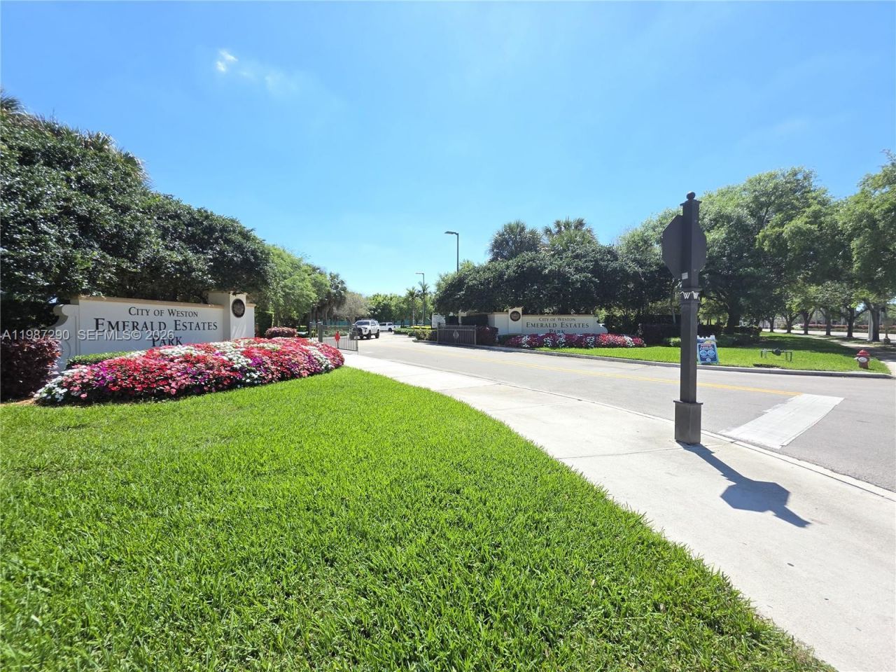 16404 Diamond Head Dr, Weston, FL 33331 Photo
