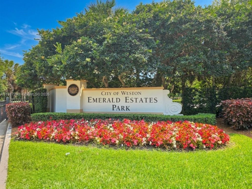 16404 Diamond Head Dr, Weston, FL 33331 Photo