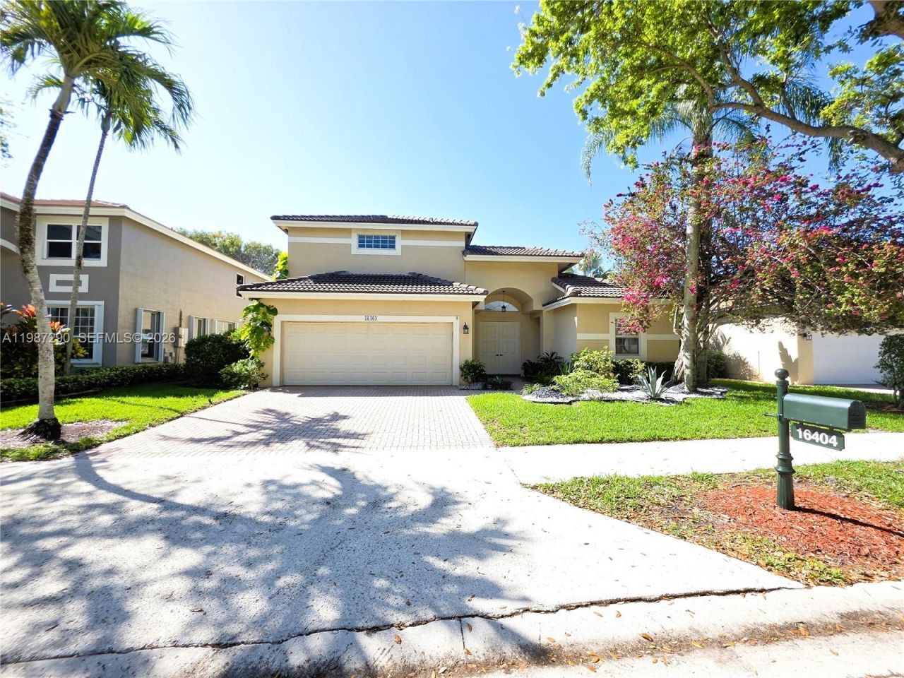 16404 Diamond Head Dr, Weston, FL 33331 Photo