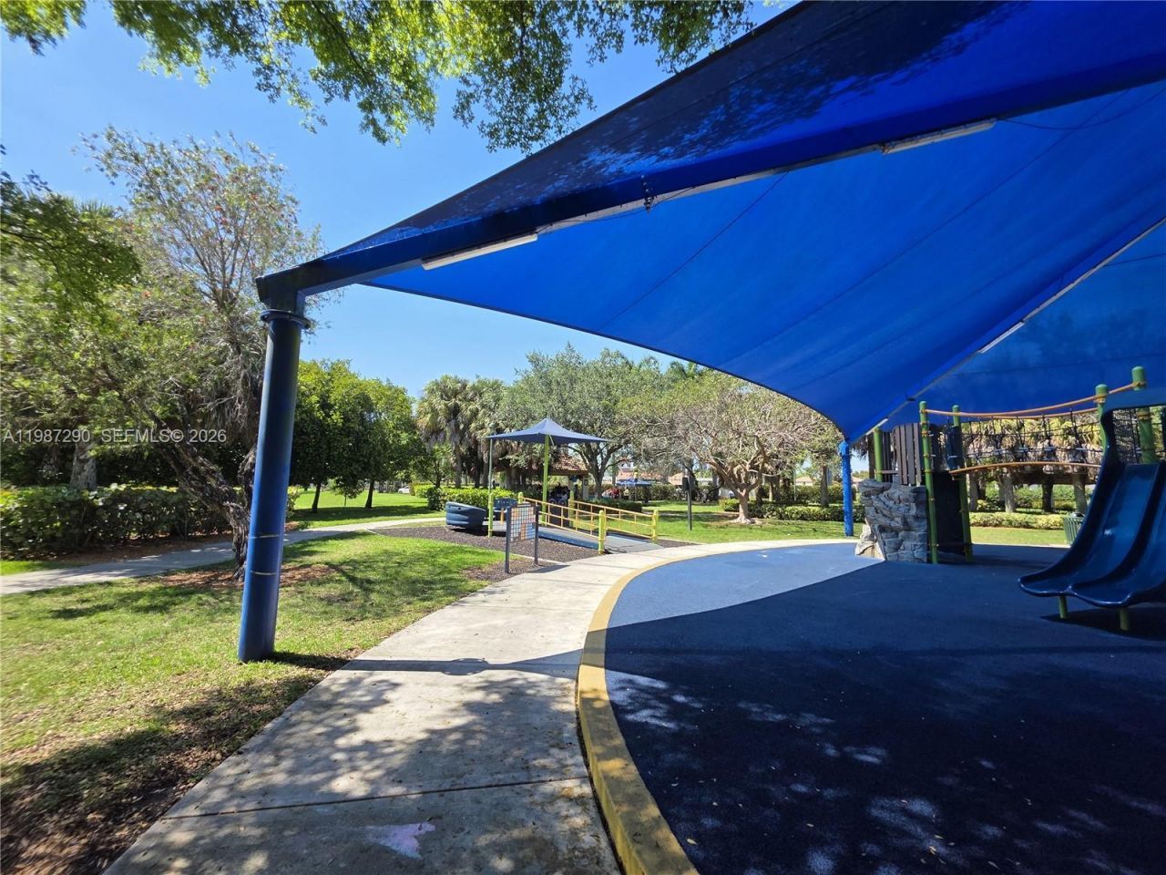 16404 Diamond Head Dr, Weston, FL 33331 Photo