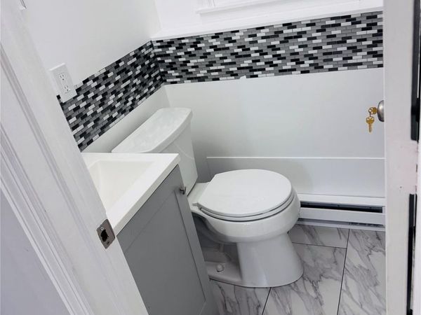 87 Ellis Avenue, Newburgh, NY 12550