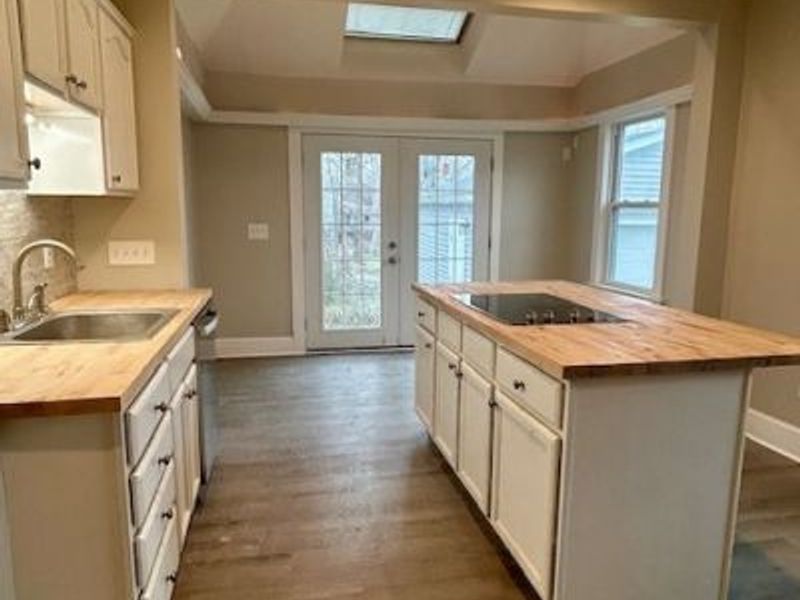 18112 Chagrin Boulevard , Shaker Heights, OH 44122 Photo 17