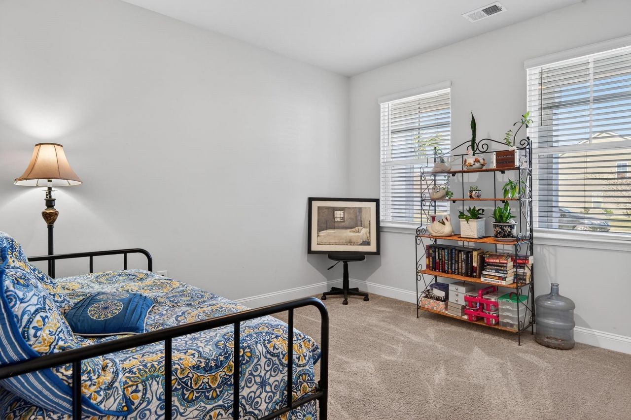 360 Cattle Drive Circle  Photo 11